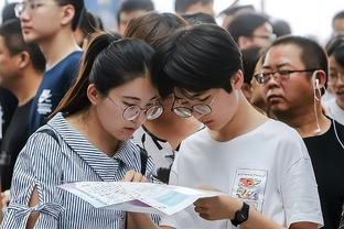 小迈克尔-波特：今天两队的防守都有提升 下半场我们失去了节奏